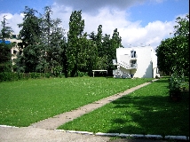 Foyer Hellénique des Jeunes à Châtenay-Malabry : le jardin